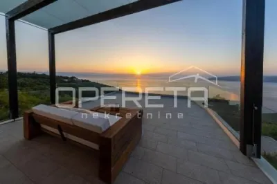 Villa de Lujo en Venta en Brsec, Croacia - foto 9