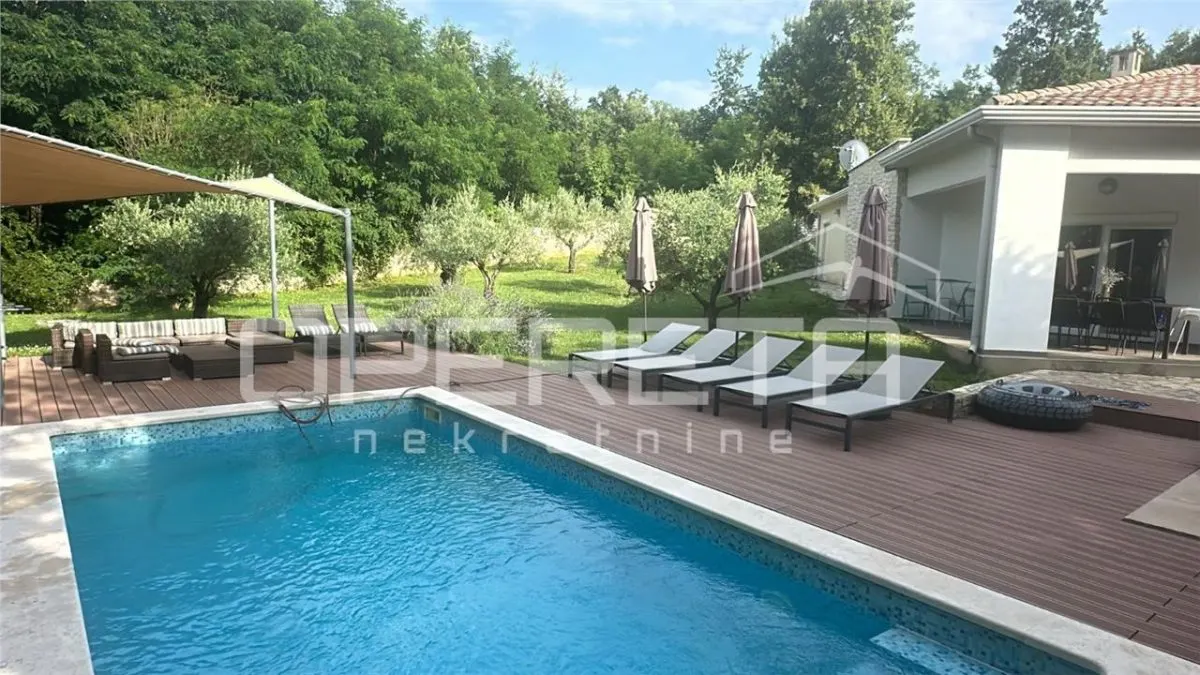 Villa avec Piscine à Vendre à Sveta Nedelja, Istrie, Croatie - foto 21