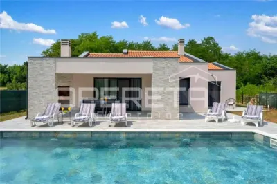 Villa en Venta en Croacia, Trget - Trget