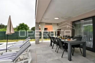 Villa en Venta en Croacia, Trget - foto 14