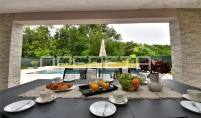 Villa en Venta en Croacia, Trget - foto 3