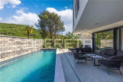 Villa Mitoyenne Moderne avec Piscine et Bien-être, Mošcenicka Draga, Croatie - Mošcenicka Draga
