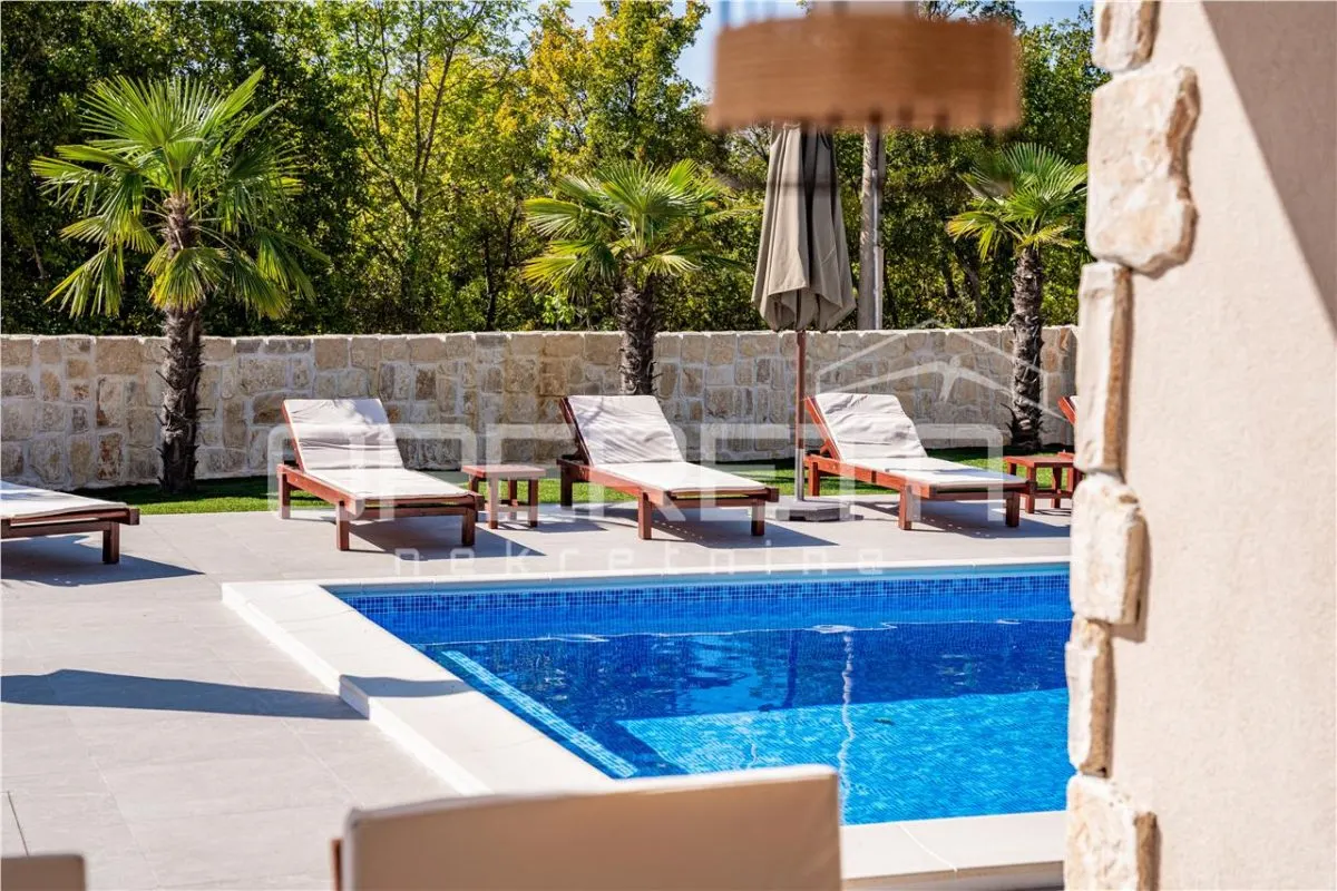 Modern Villa with Pool and Nature Views, Malinska, Krk - foto 2