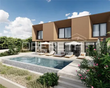 Villa Unifamiliar en Venta en Koromacno, Croacia - foto 4