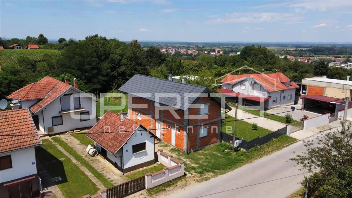 Casa Unifamiliar en Venta en Ludbreg, Croacia - foto 2