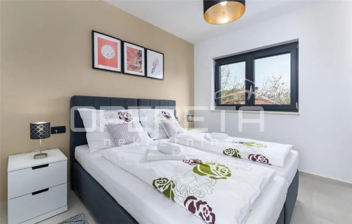 Villa Unifamiliar en Venta en Porec, Croacia - foto 11