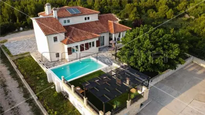 Villa de Lujo en Venta en Šibenik, Croacia - Šibenik