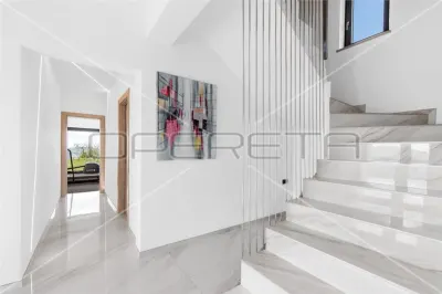 Villa en Venta en Croacia, Buzet - foto 19