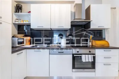 Villa Trois Étages à Vendre en Croatie, Mimice - foto 12