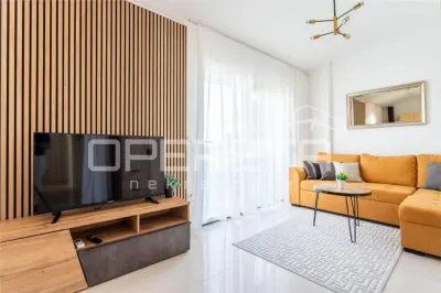 Villa Trois Étages à Vendre en Croatie, Mimice - foto 13
