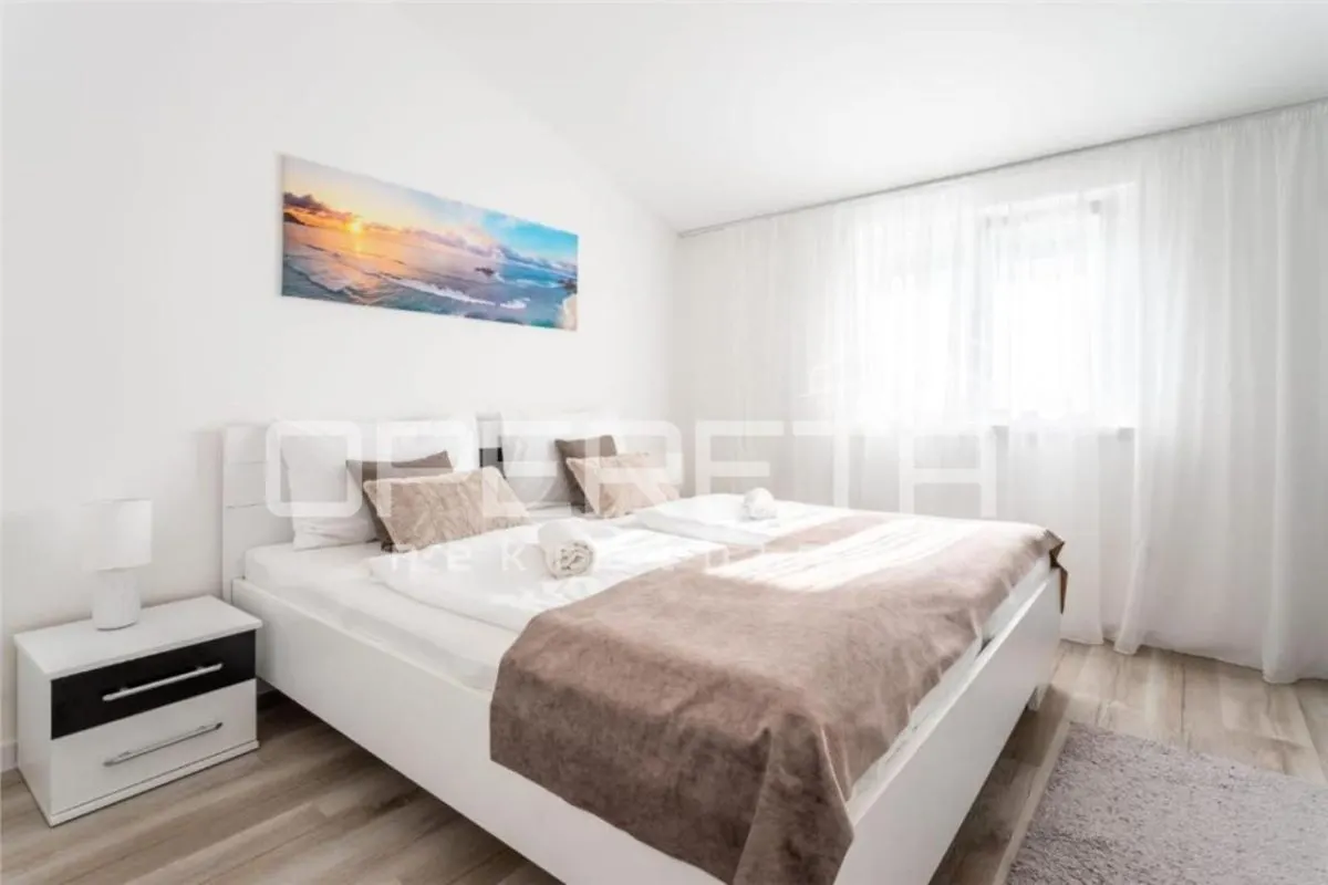Villa Trois Étages à Vendre en Croatie, Mimice - foto 20