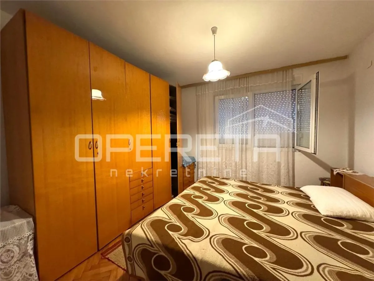 Villa deux étages à vendre à Zagreb, Retkovec, Ledinecki Odvojak - foto 7