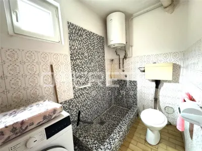 Villa deux étages à vendre à Zagreb, Retkovec, Ledinecki Odvojak - foto 9