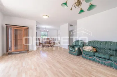 Villa Unifamiliar con Piscina en Venta en Pula, Croacia - foto 10