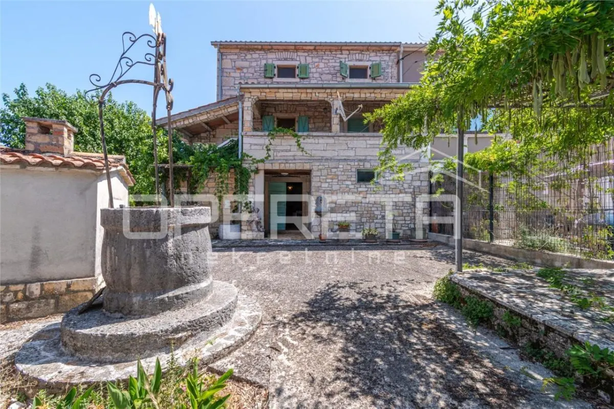 Casa Villa Doble de Piedra en Venta en Višnjan, Croacia - foto 2