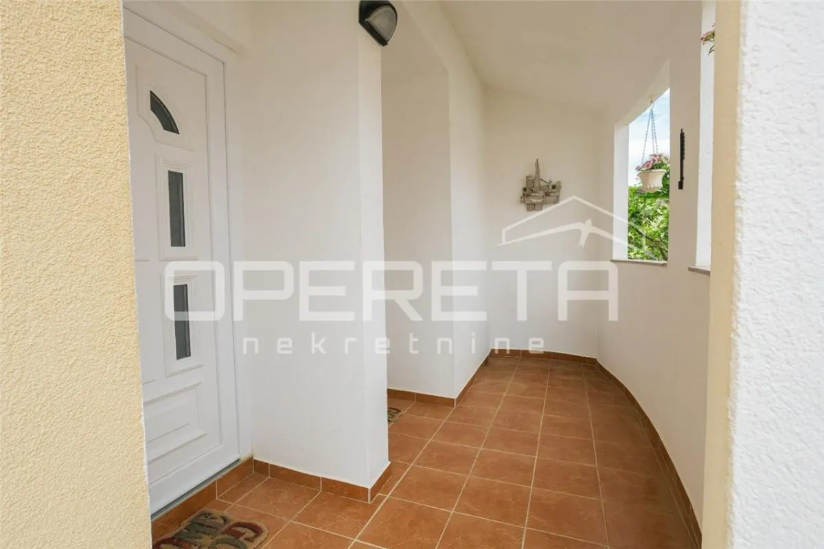 Three-Apartment Villa for Sale in Privlaka, Croatia - foto 17