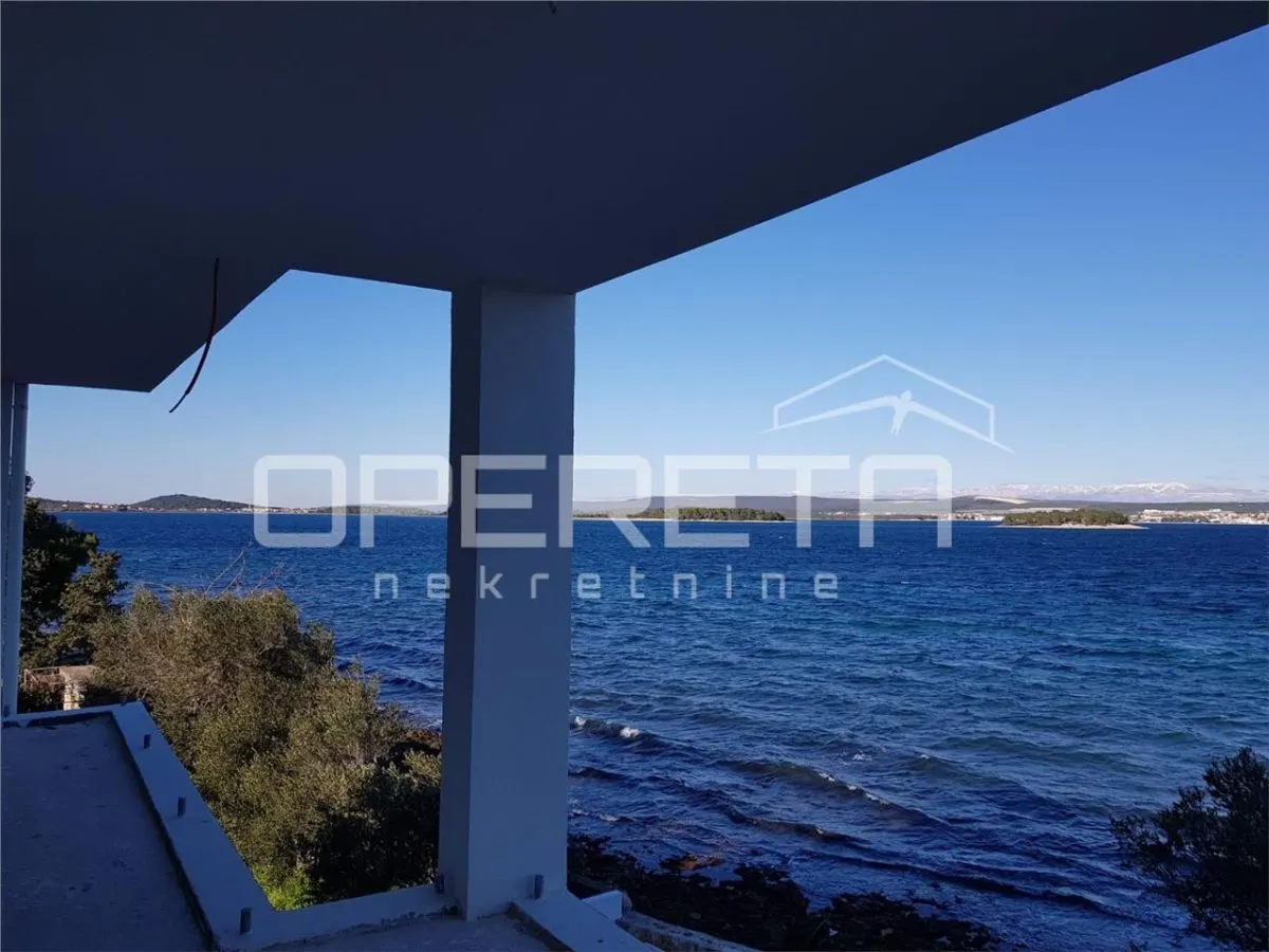 Villa de Primera Línea de Mar en Venta en Tkon, Isla de Pašman, Croacia - foto 4