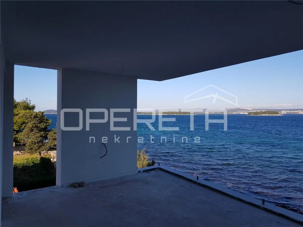 Villa de Primera Línea de Mar en Venta en Tkon, Isla de Pašman, Croacia - foto 5