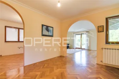 Casa Unifamiliar en Venta en Zagreb, Croacia – Remete, Kostanjevec - foto 15