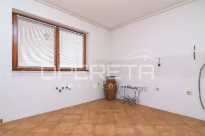 Casa Unifamiliar en Venta en Zagreb, Croacia – Remete, Kostanjevec - foto 16