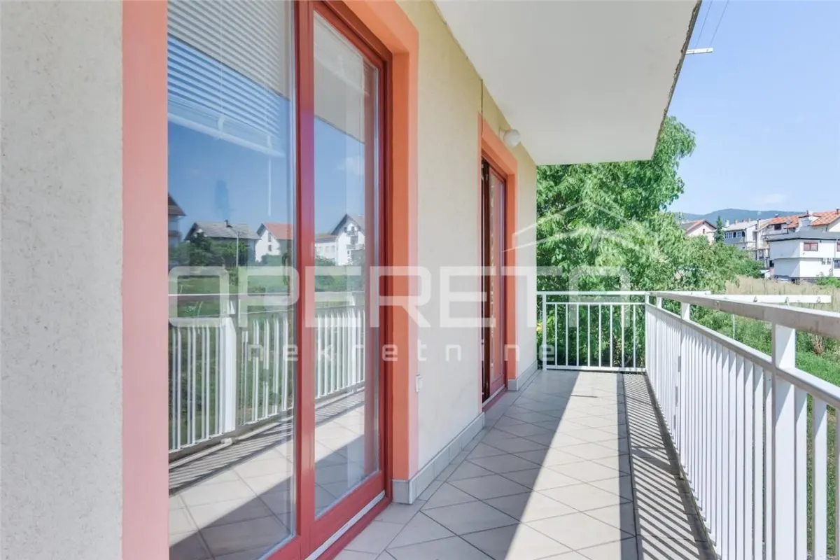 Casa Unifamiliar en Venta en Zagreb, Croacia – Remete, Kostanjevec - foto 23