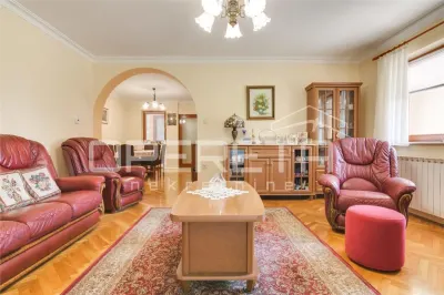 Casa Unifamiliar en Venta en Zagreb, Croacia – Remete, Kostanjevec - foto 6