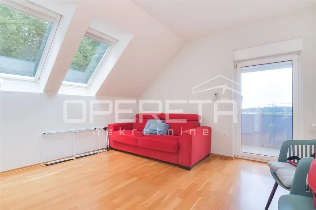 Villa con Piscina en Venta en Zagreb, Croacia – Maksimir - foto 11