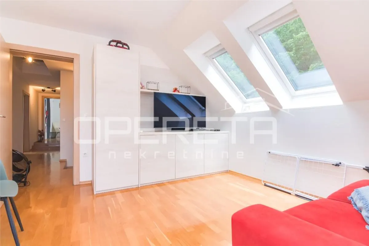 Villa con Piscina en Venta en Zagreb, Croacia – Maksimir - foto 10