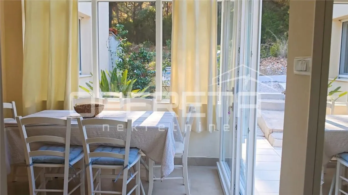 Villa en Venta en Croacia, Vis - foto 17
