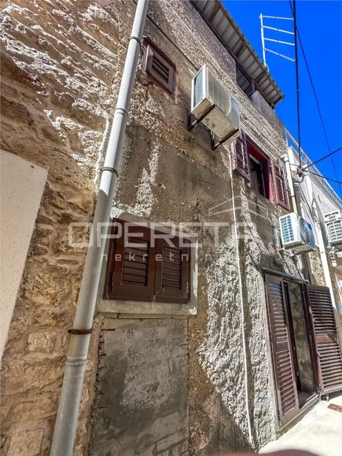 Villa Mediterránea en Venta en Krapanj, Šibenik, Croacia - foto 19