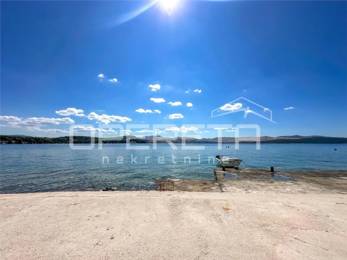 Villa Mediterránea en Venta en Krapanj, Šibenik, Croacia - foto 20