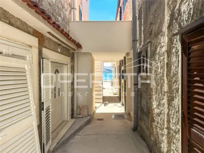 Villa Mediterránea en Venta en Krapanj, Šibenik, Croacia - foto 3