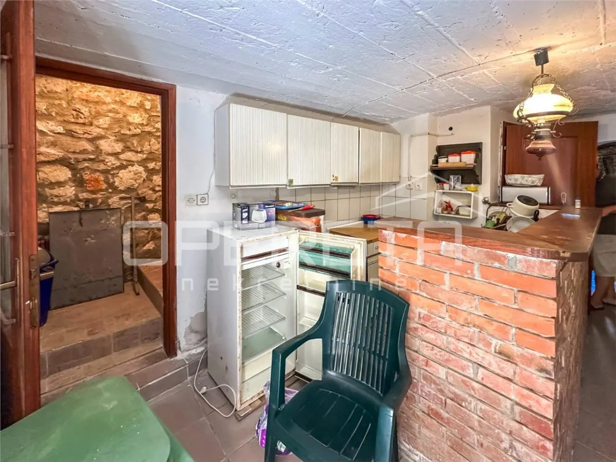 Villa Mediterránea en Venta en Krapanj, Šibenik, Croacia - foto 8