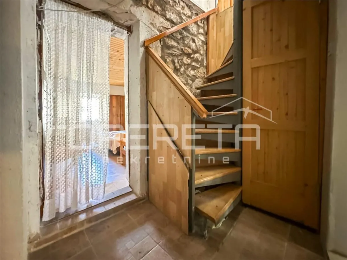 Villa Mediterránea en Venta en Krapanj, Šibenik, Croacia - foto 9