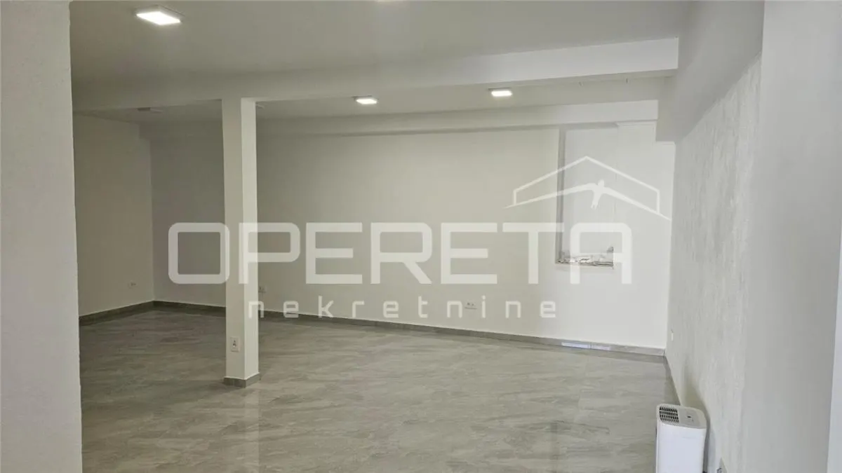 Casa con Espacio Comercial y Apartamento en Venta en Šibenik, Croacia - foto 15