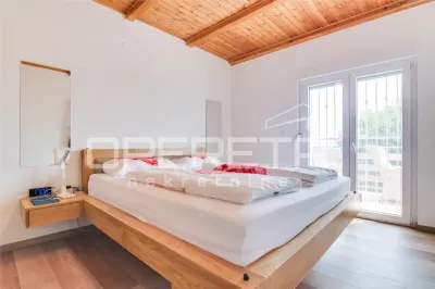 Detached House for Sale in Prekvršje, Zagreb, Croatia - foto 5