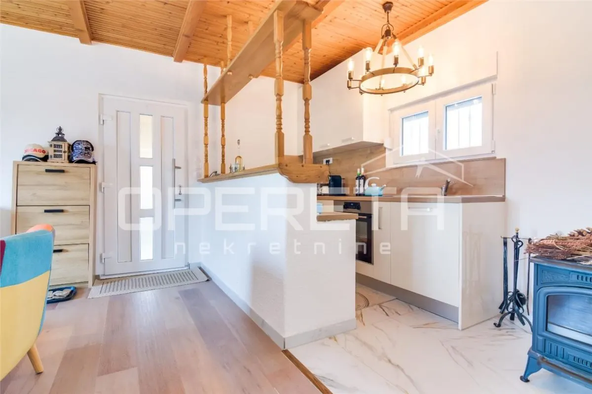 Detached House for Sale in Prekvršje, Zagreb, Croatia - foto 8