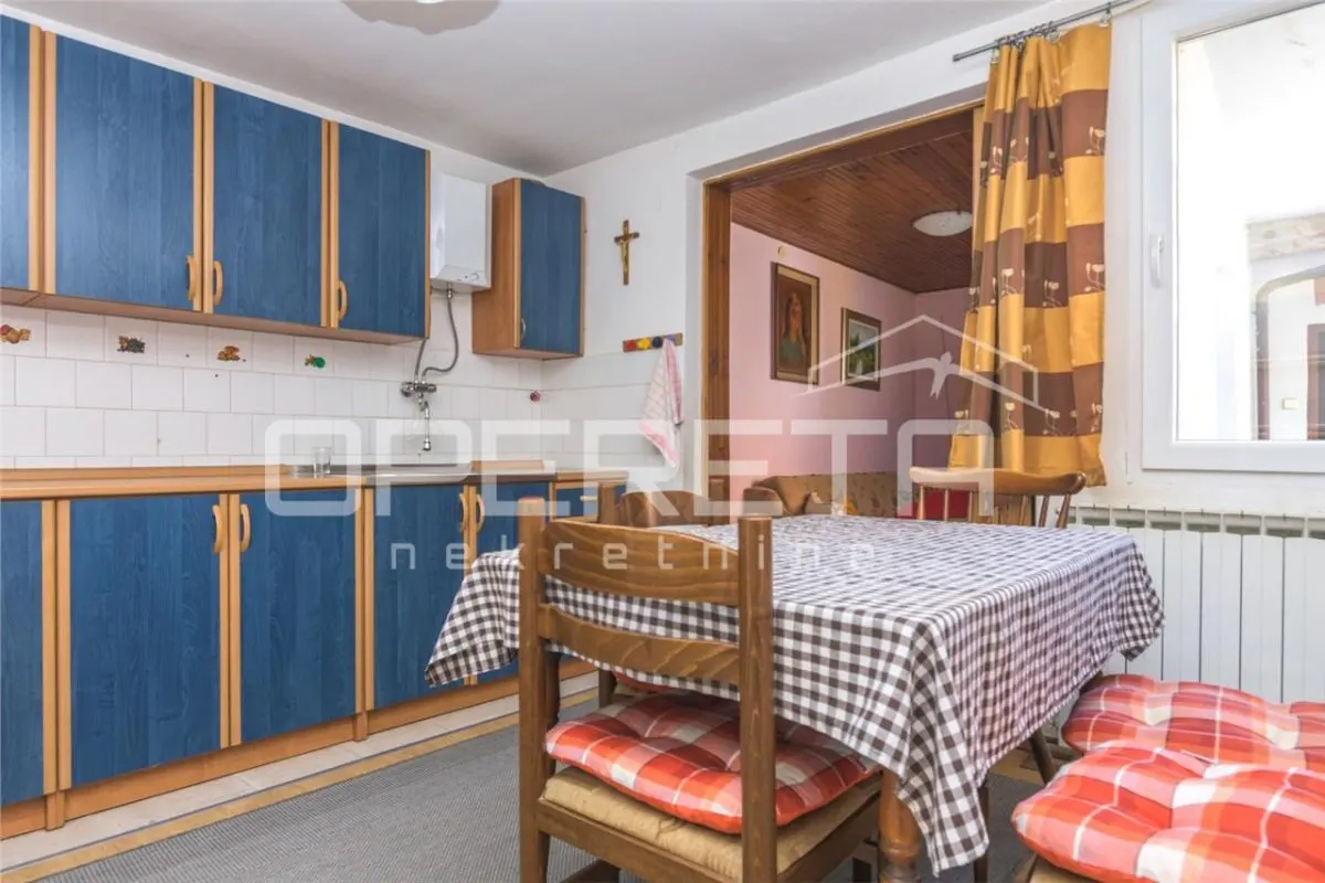 Semi-Detached House for Sale in Trnava, Zagreb - foto 1