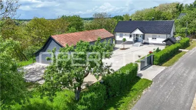 Detached House for Sale in Vrbovec, Croatia – 42,934 m² Estate - foto 2