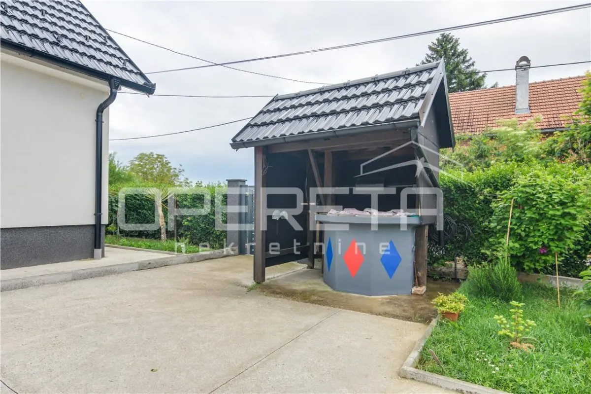 Detached House for Sale in Vrbovec, Croatia – 42,934 m² Estate - foto 16
