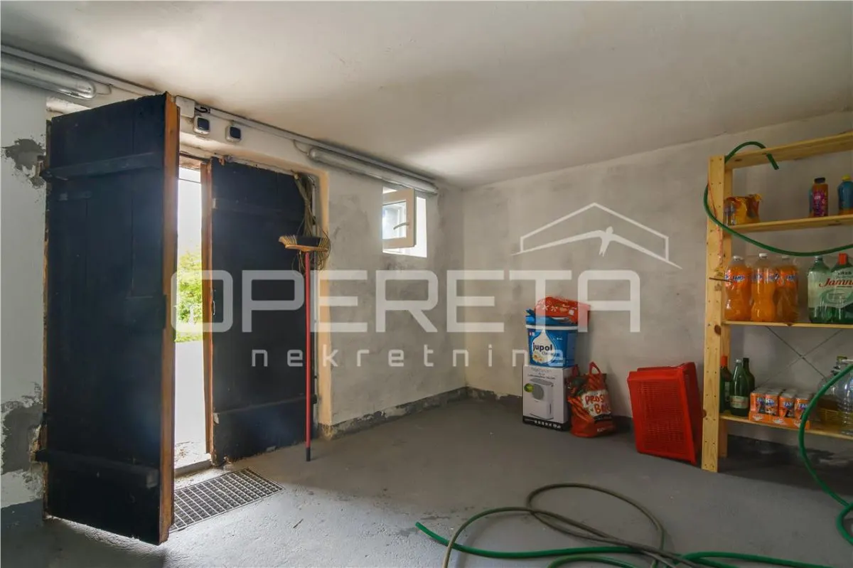 Detached House for Sale in Vrbovec, Croatia – 42,934 m² Estate - foto 18