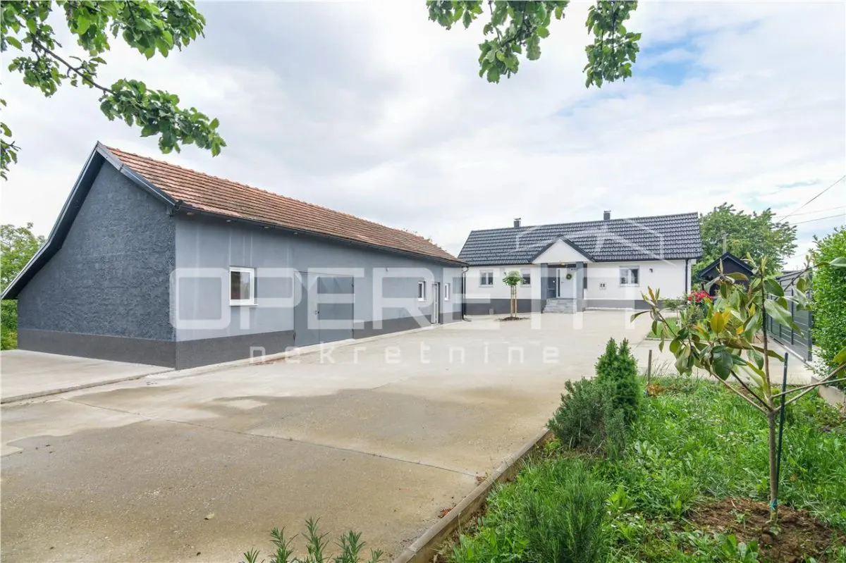 Detached House for Sale in Vrbovec, Croatia – 42,934 m² Estate - foto 19