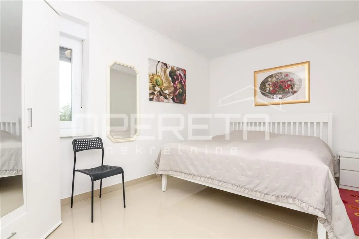 Detached House for Sale in Vrbovec, Croatia – 42,934 m² Estate - foto 6