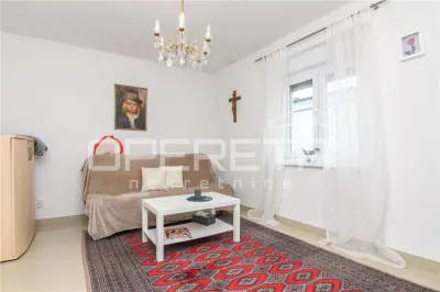 Detached House for Sale in Vrbovec, Croatia – 42,934 m² Estate - foto 7