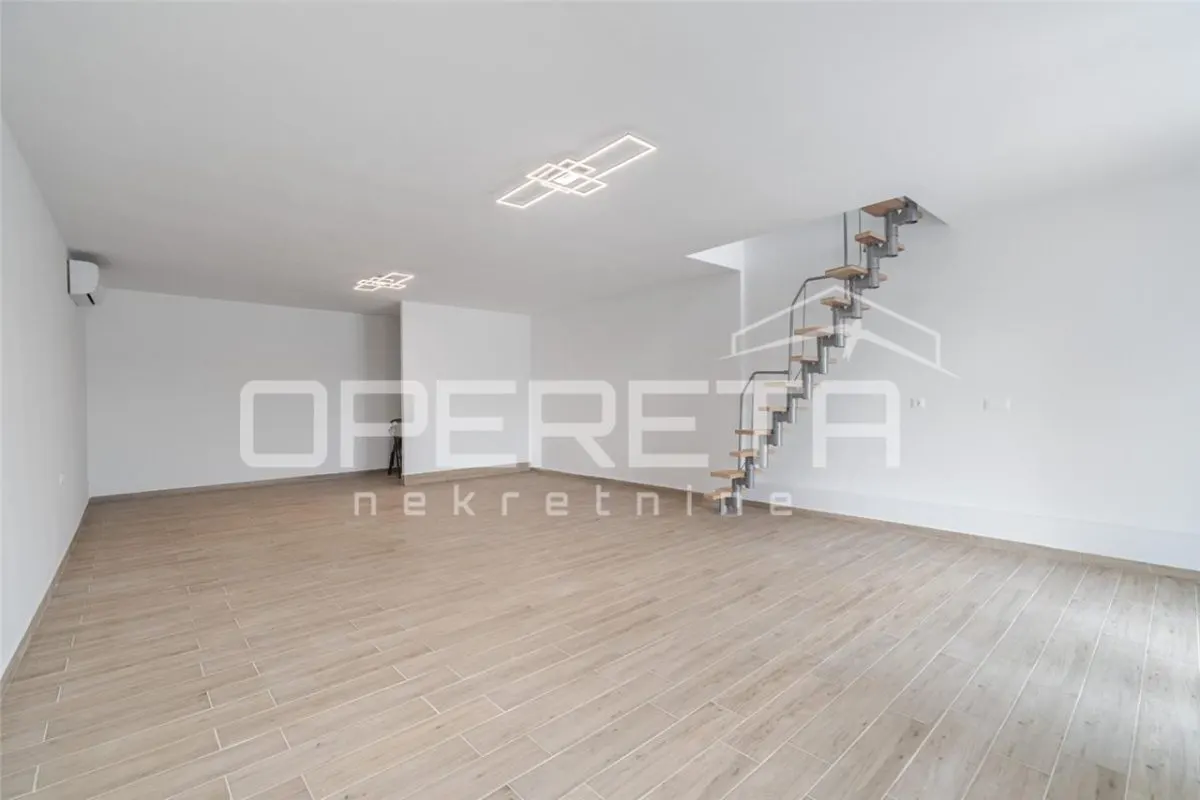 Villa de Piedra Reformada en Venta en Kršan, Croacia - foto 17