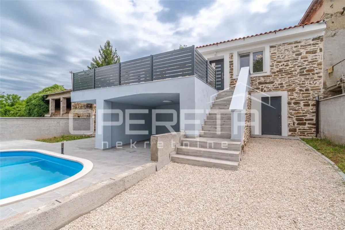 Villa de Piedra Reformada en Venta en Kršan, Croacia - foto 19