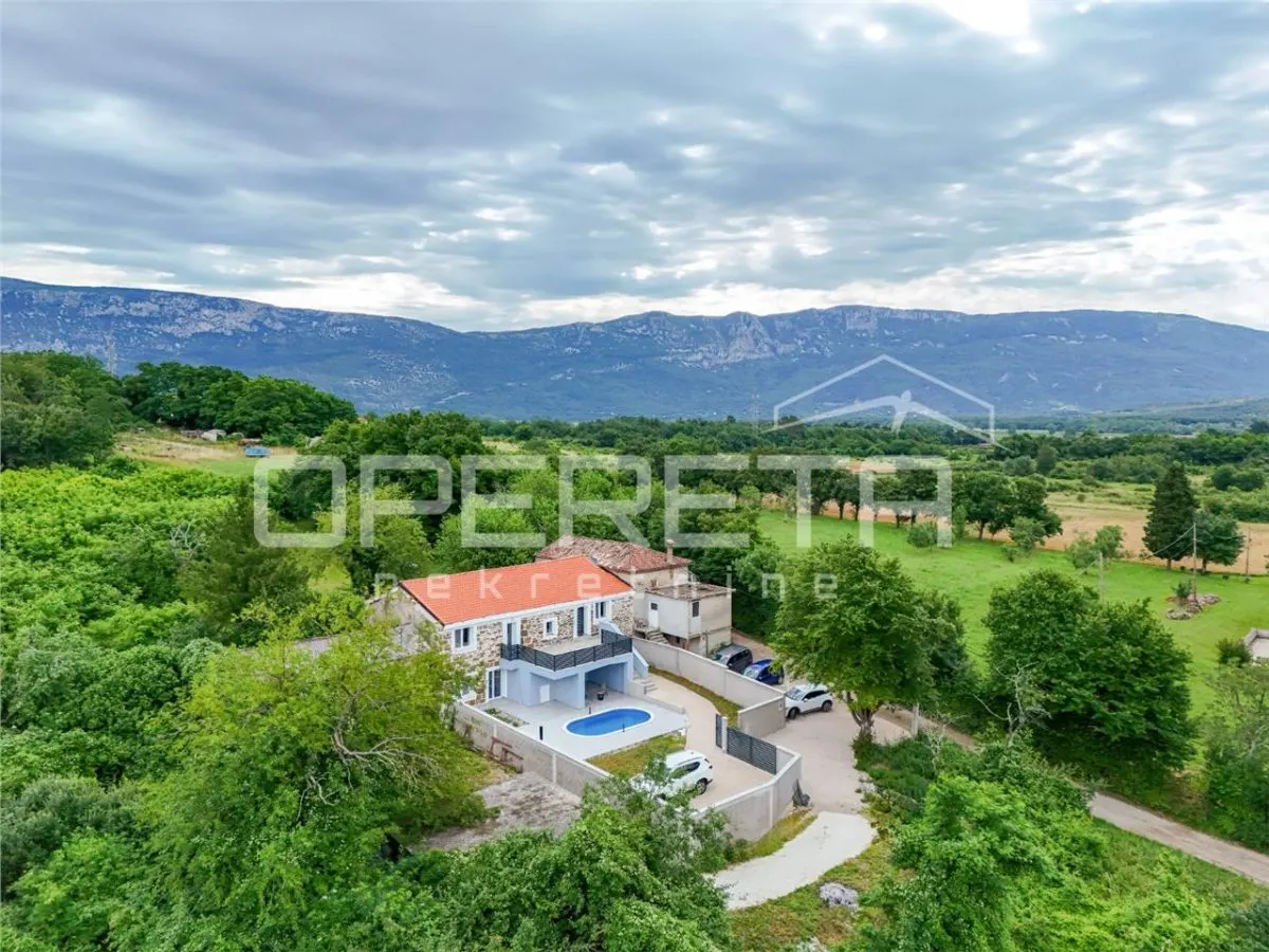 Villa de Piedra Reformada en Venta en Kršan, Croacia - foto 3