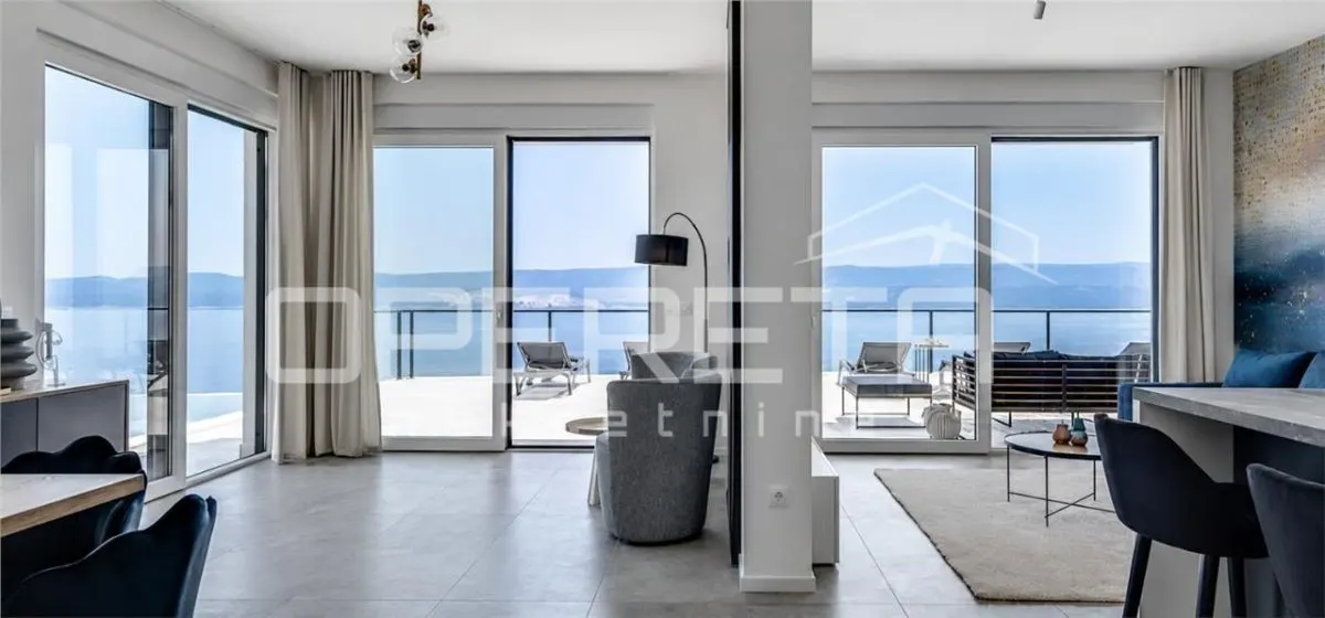 Villa Moderna con Piscina en Venta en Croacia, Lokva Rogoznica - foto 3