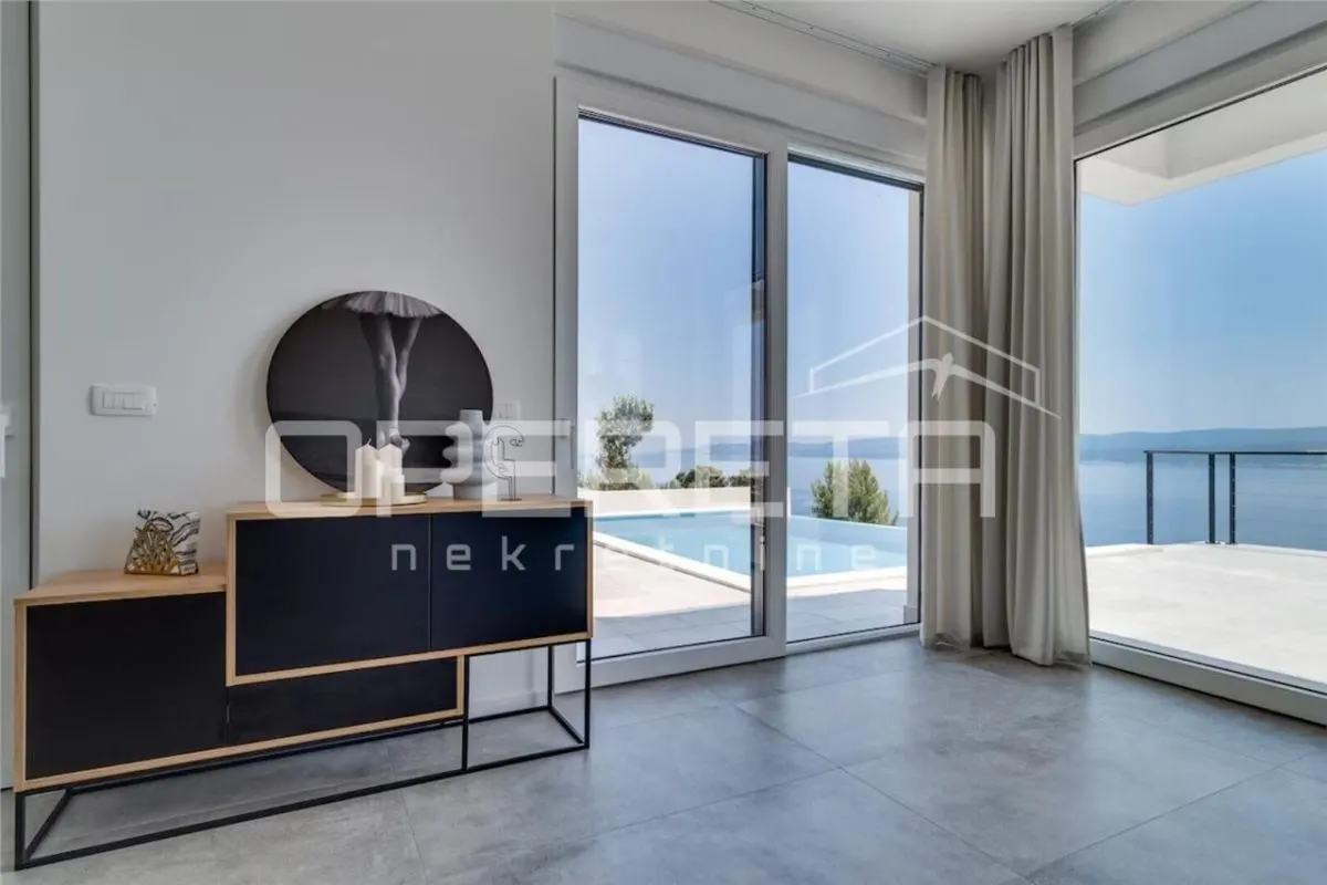 Villa Moderna con Piscina en Venta en Croacia, Lokva Rogoznica - foto 21