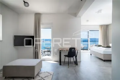 Villa Moderna con Piscina en Venta en Croacia, Lokva Rogoznica - foto 7